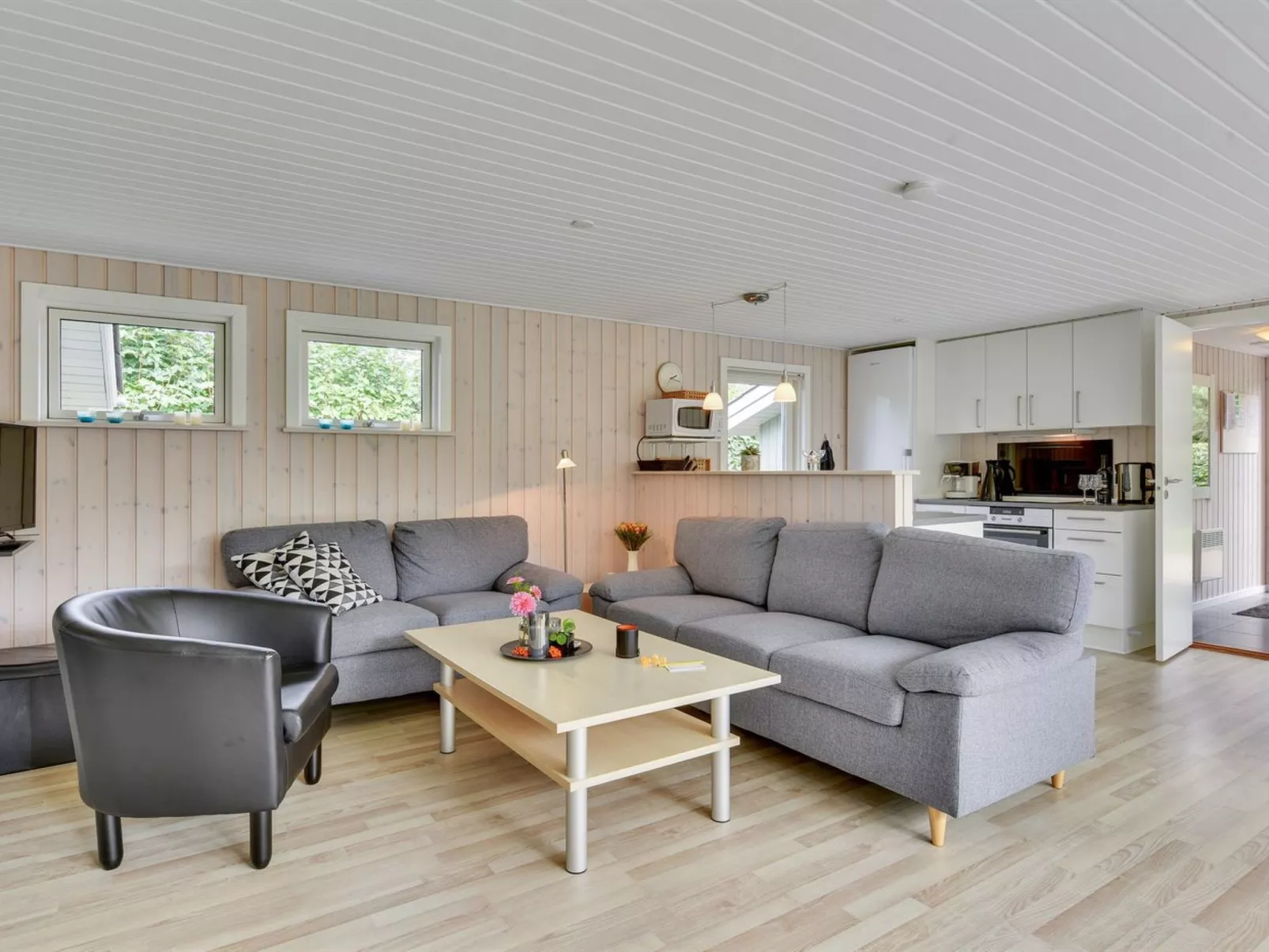 "Anabella" - 400m to the fjord-Dedans