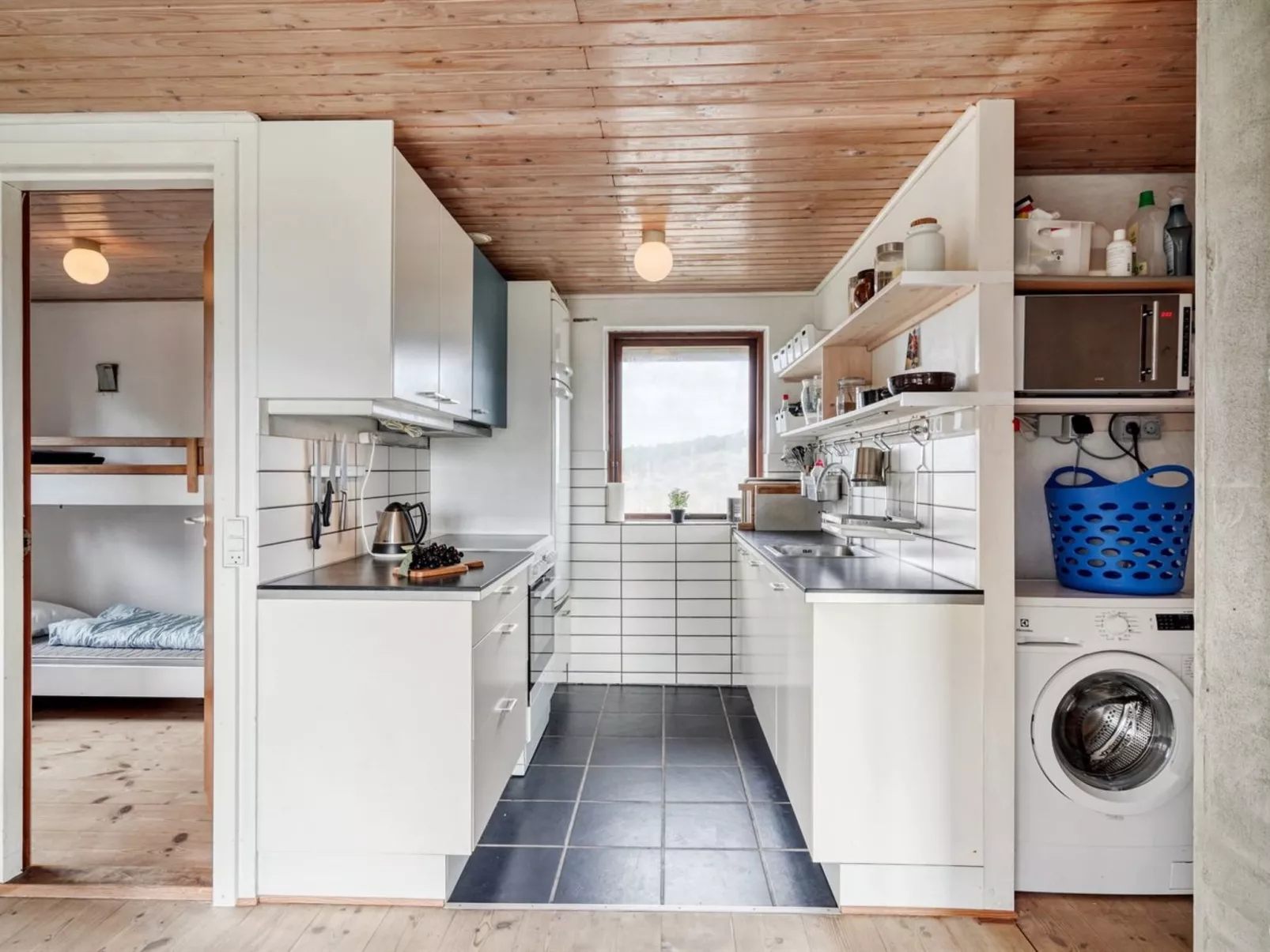 "Thorgisl" - 1.4km from the sea-Dedans