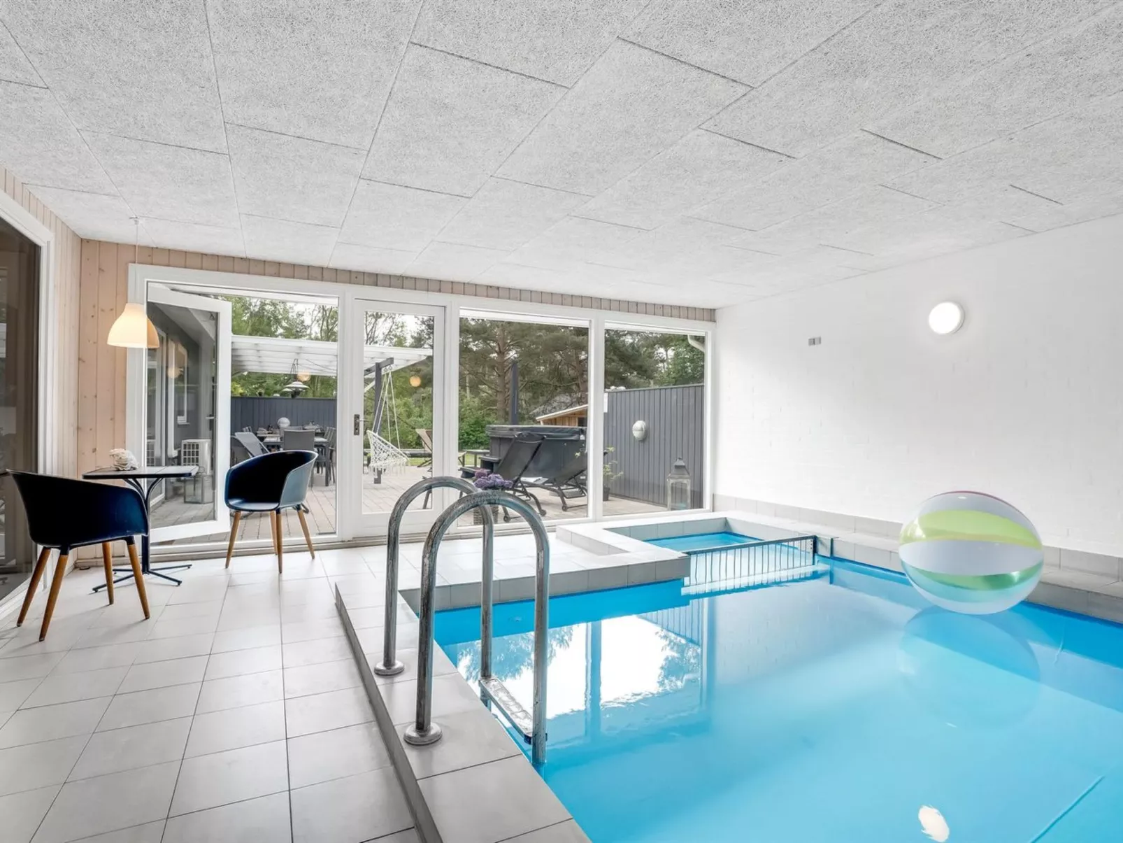 "Sverker" - 300m from the sea-Draußen