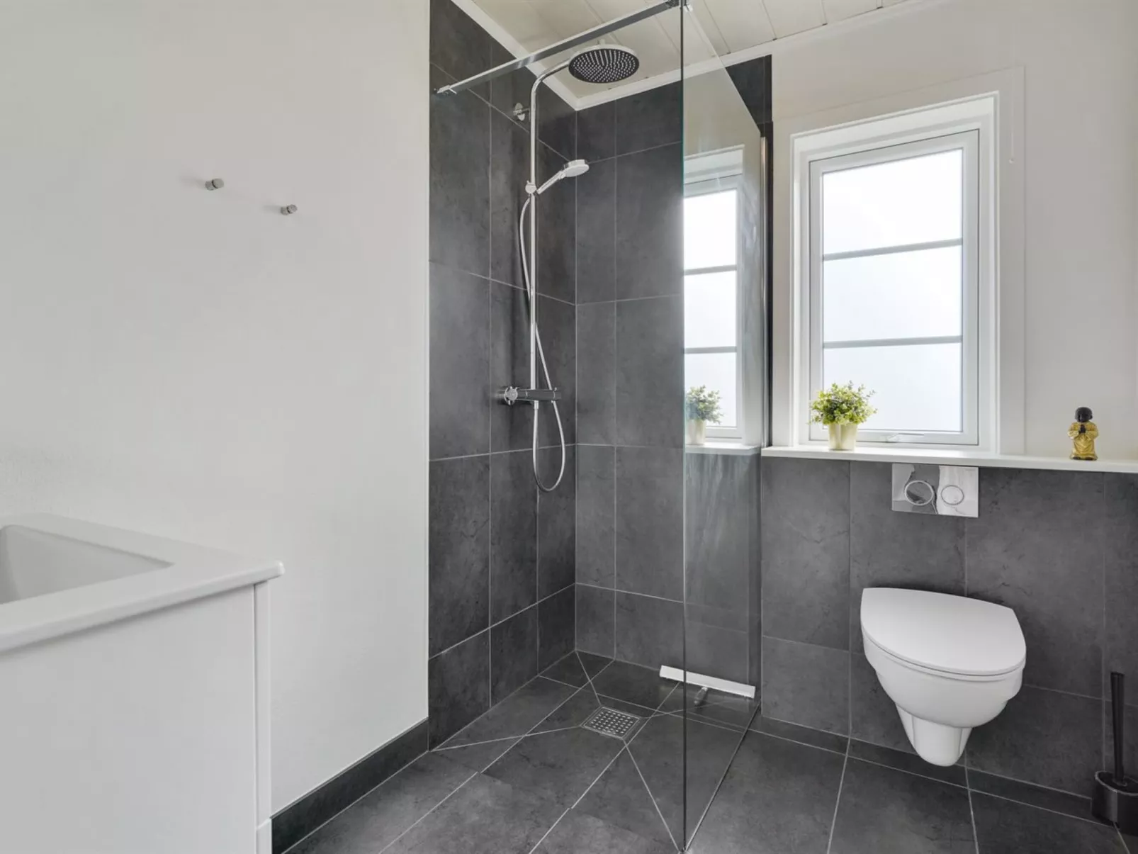 "Harrieth" - 16km from the sea-Drinnen