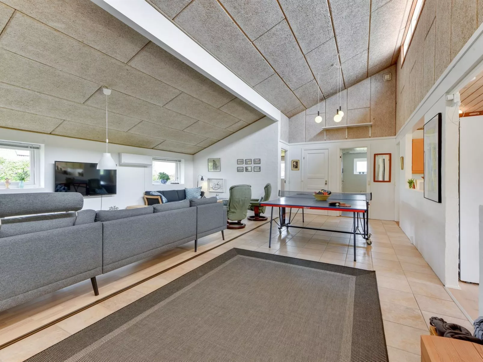 "Saxe" -  from the sea-Inside