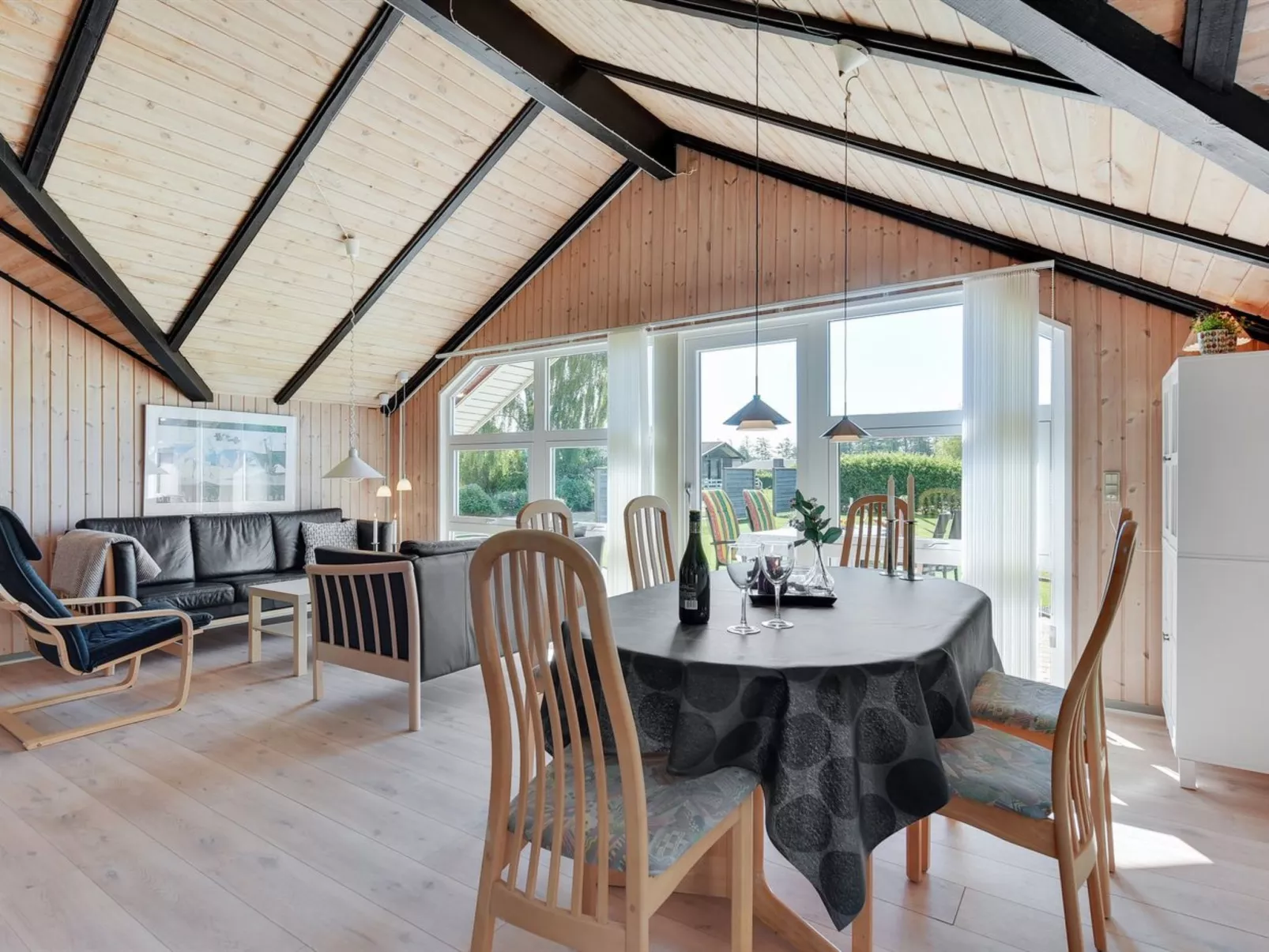 "Thorgot" - 400m from the sea-Inside