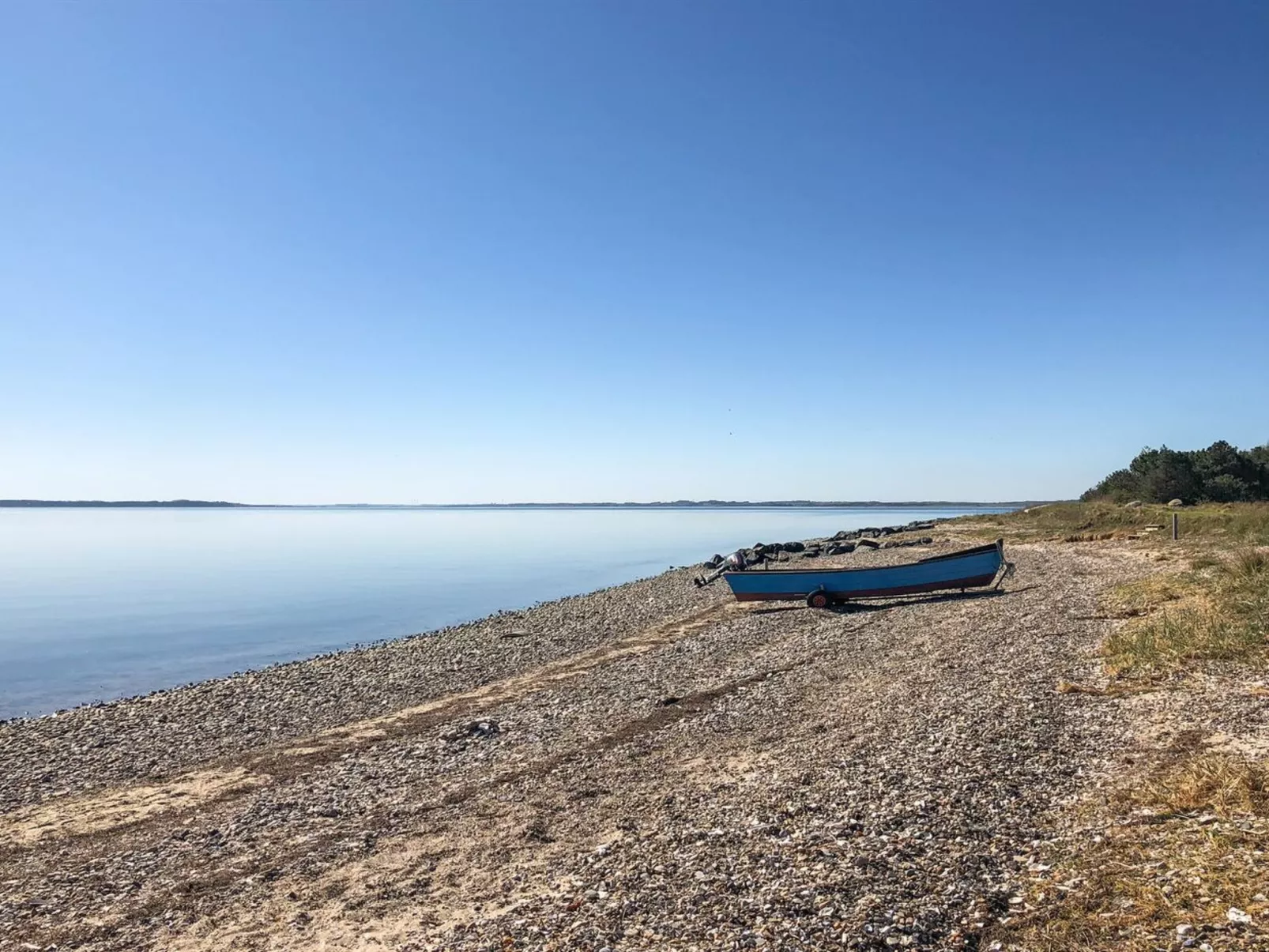 "Sebastian" - 100m to the fjord-Outside