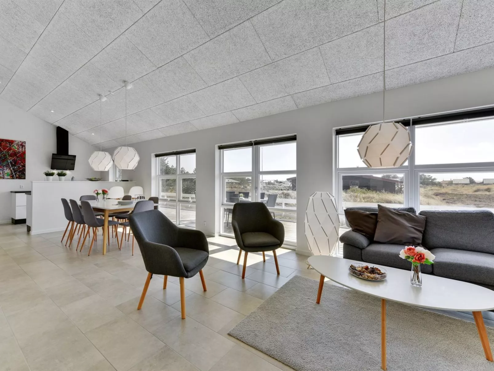 "Karen" - 900m from the sea-Drinnen