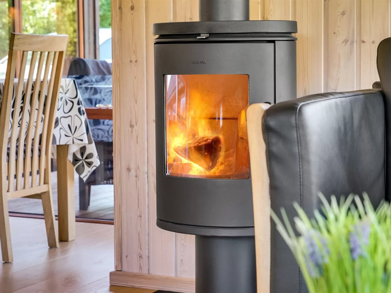 "Kali" - 900m to the fjord-Inside