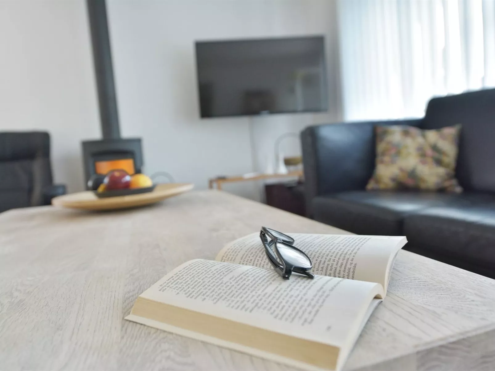 "Sylvie" - 1.5km from the sea-Inside