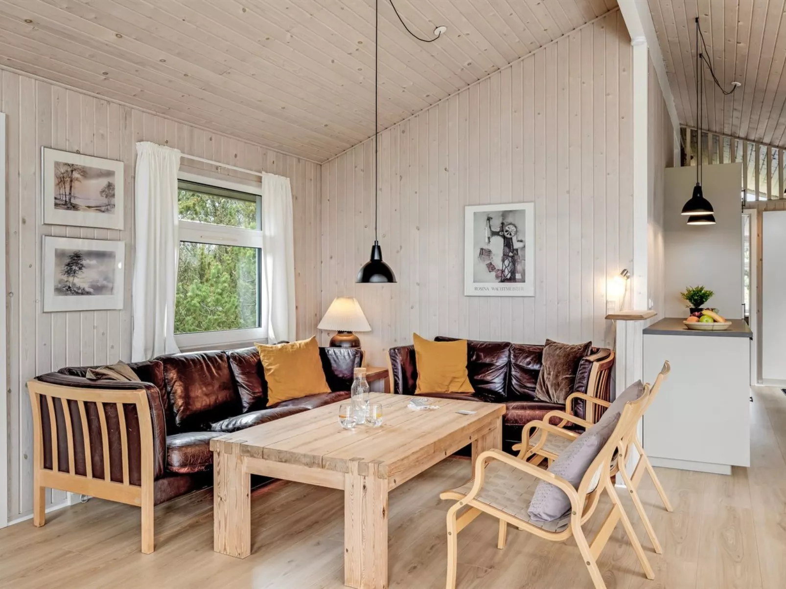 "Andrie" - 800m from the sea-Inside