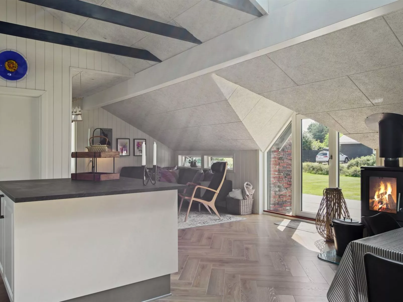 "Ellenora" - 1km from the sea-Inside