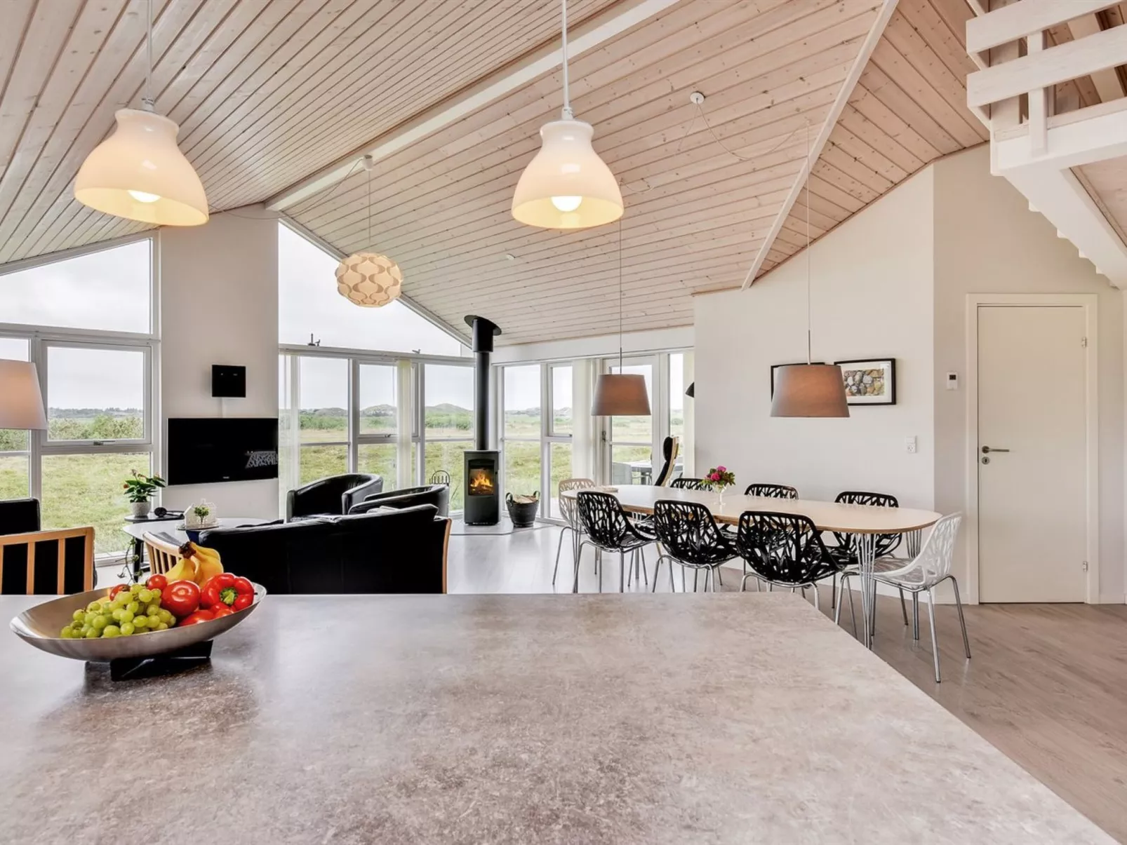 "Luzia" - 1.2km from the sea-Dedans