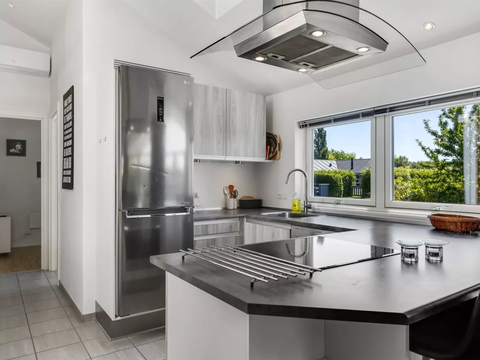 "Toja" - 700m from the sea-Inside