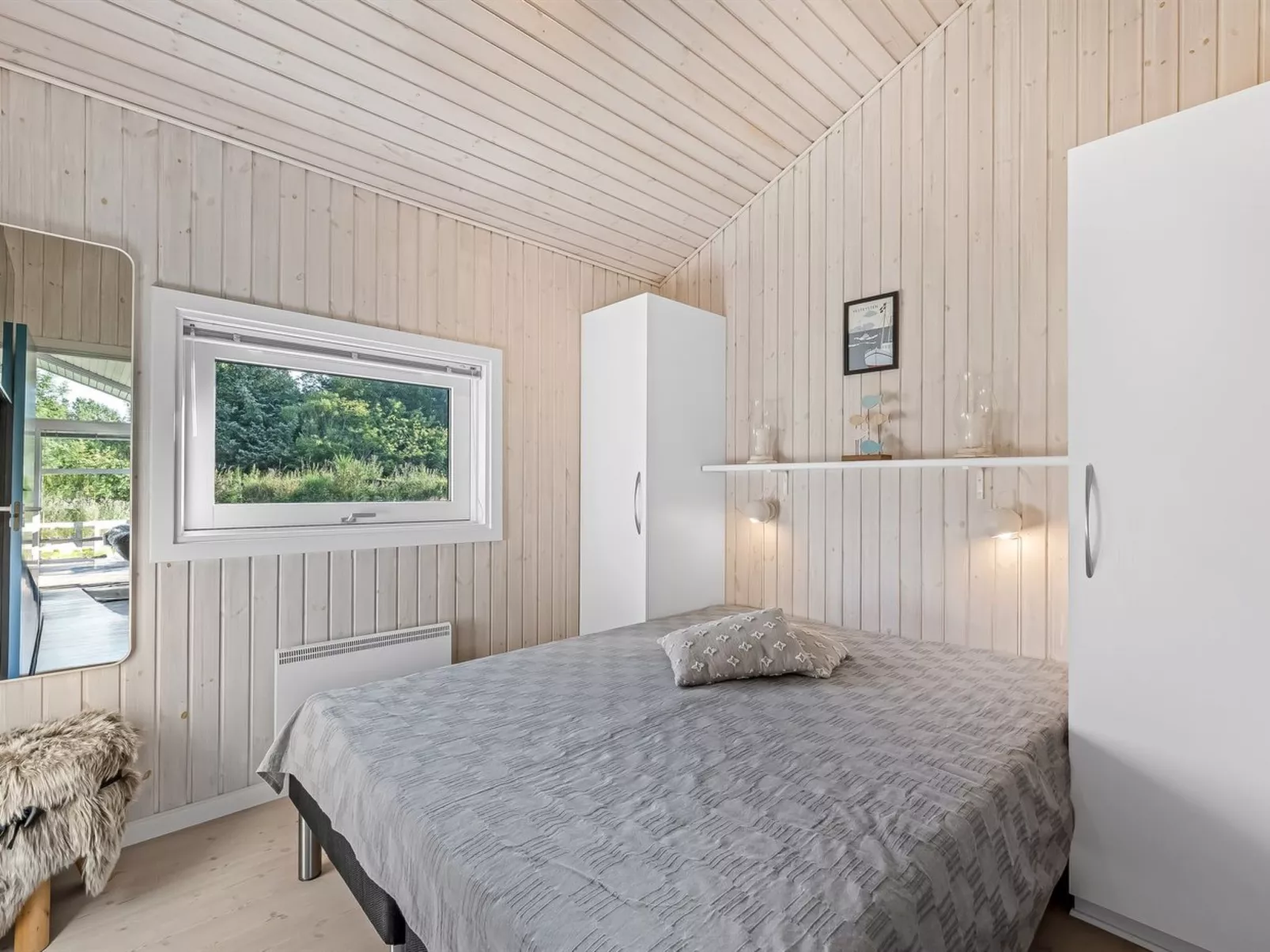 "Sviðandi" - 1.5km from the sea-Drinnen