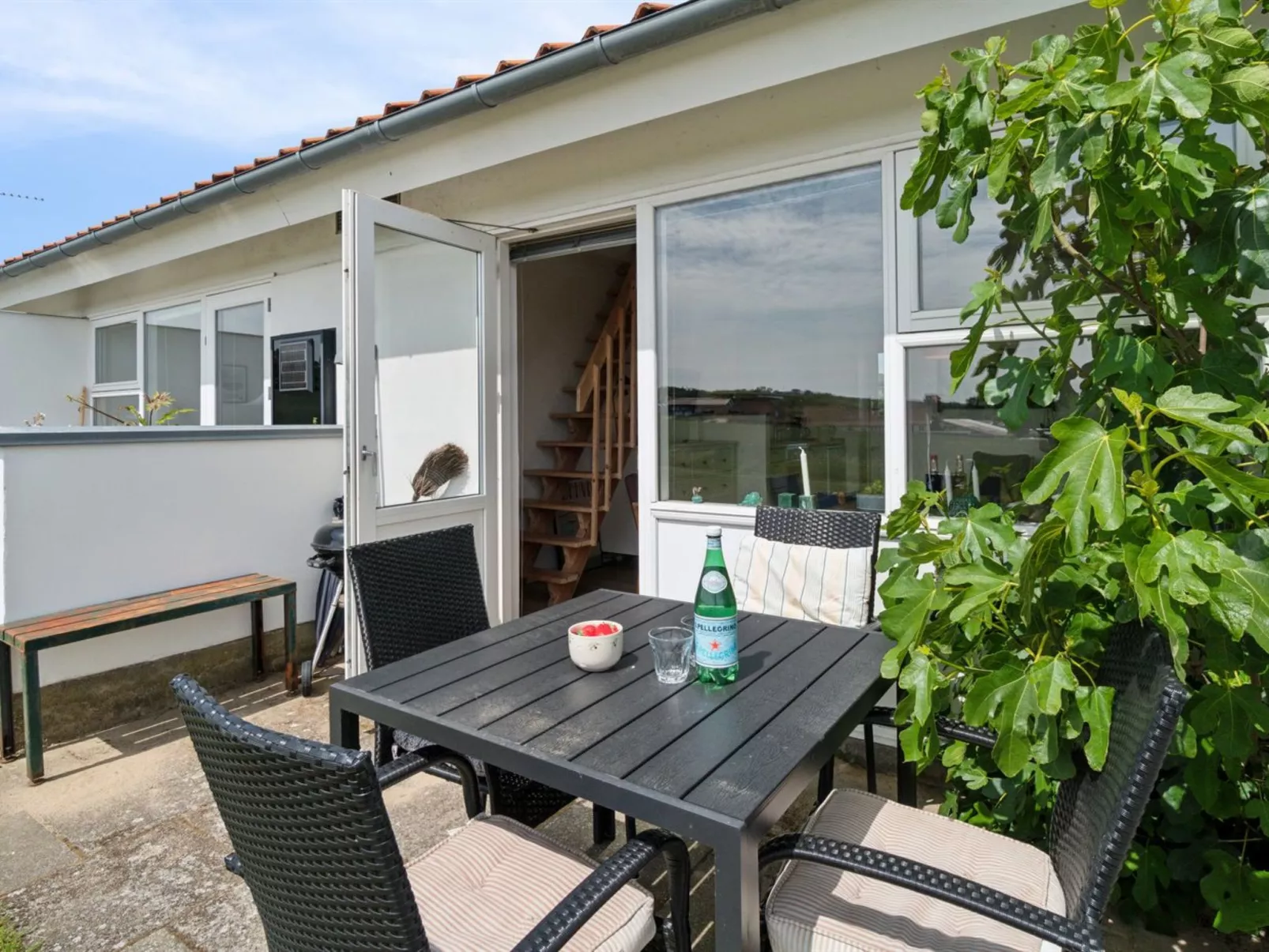 "Gunhilde" - 400m from the sea - Outside