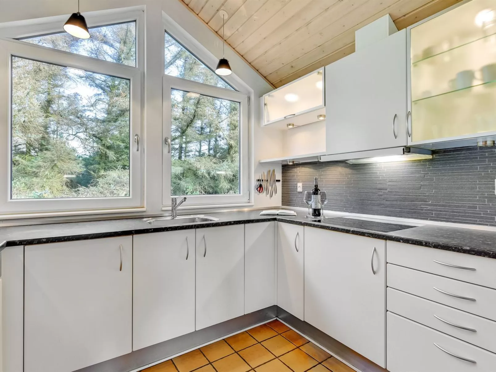 "Tali" - 700m from the sea-Inside