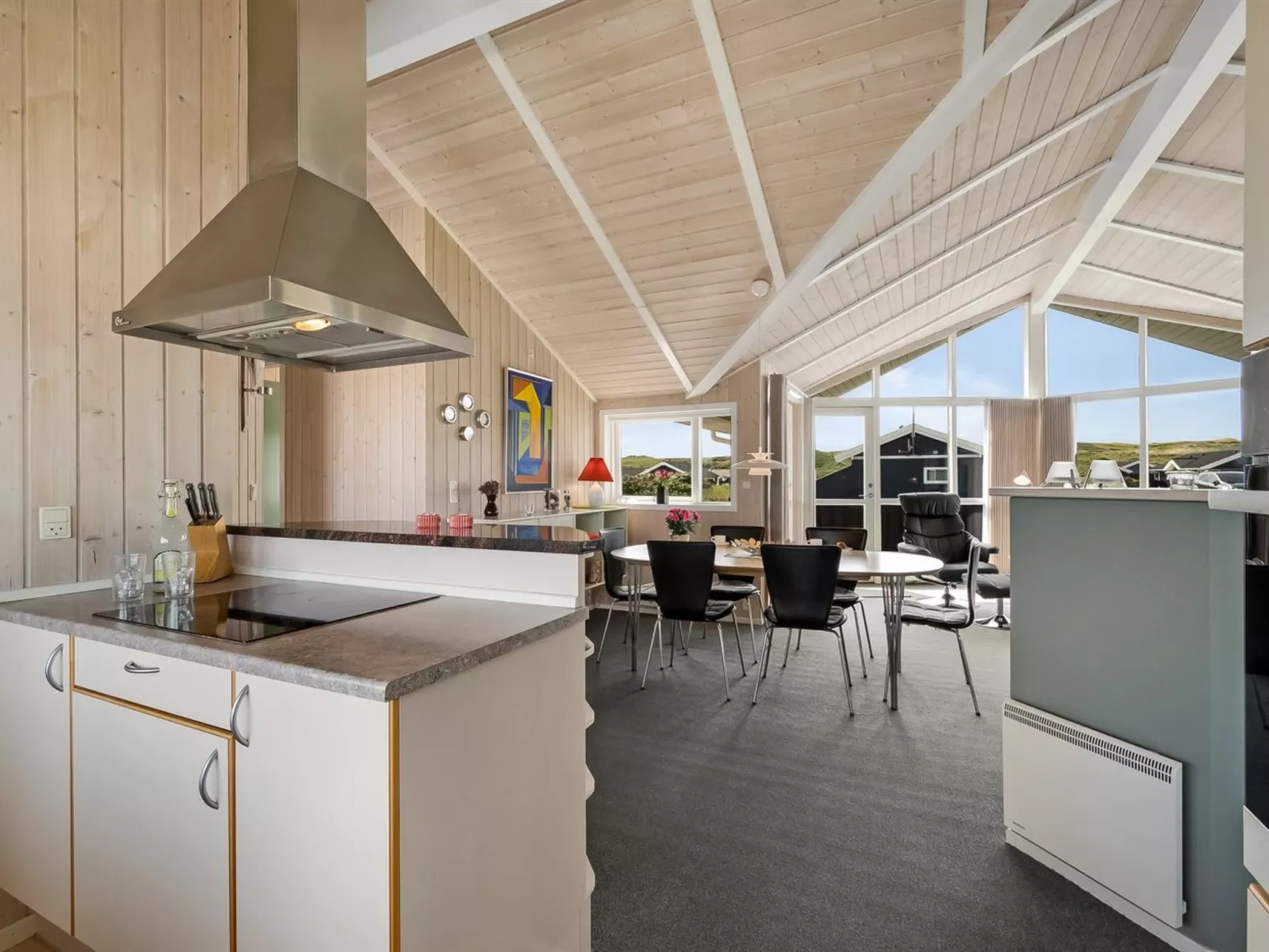 "Thrugot" -  from the sea-Dedans