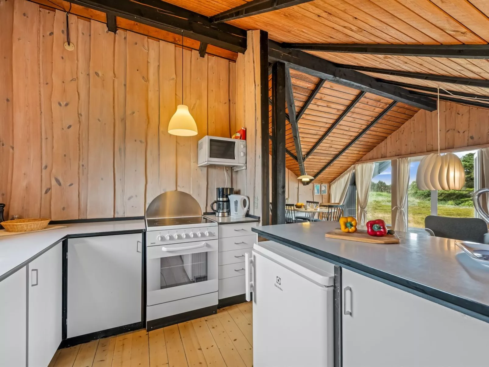 "Hildegart" -  from the sea-Drinnen