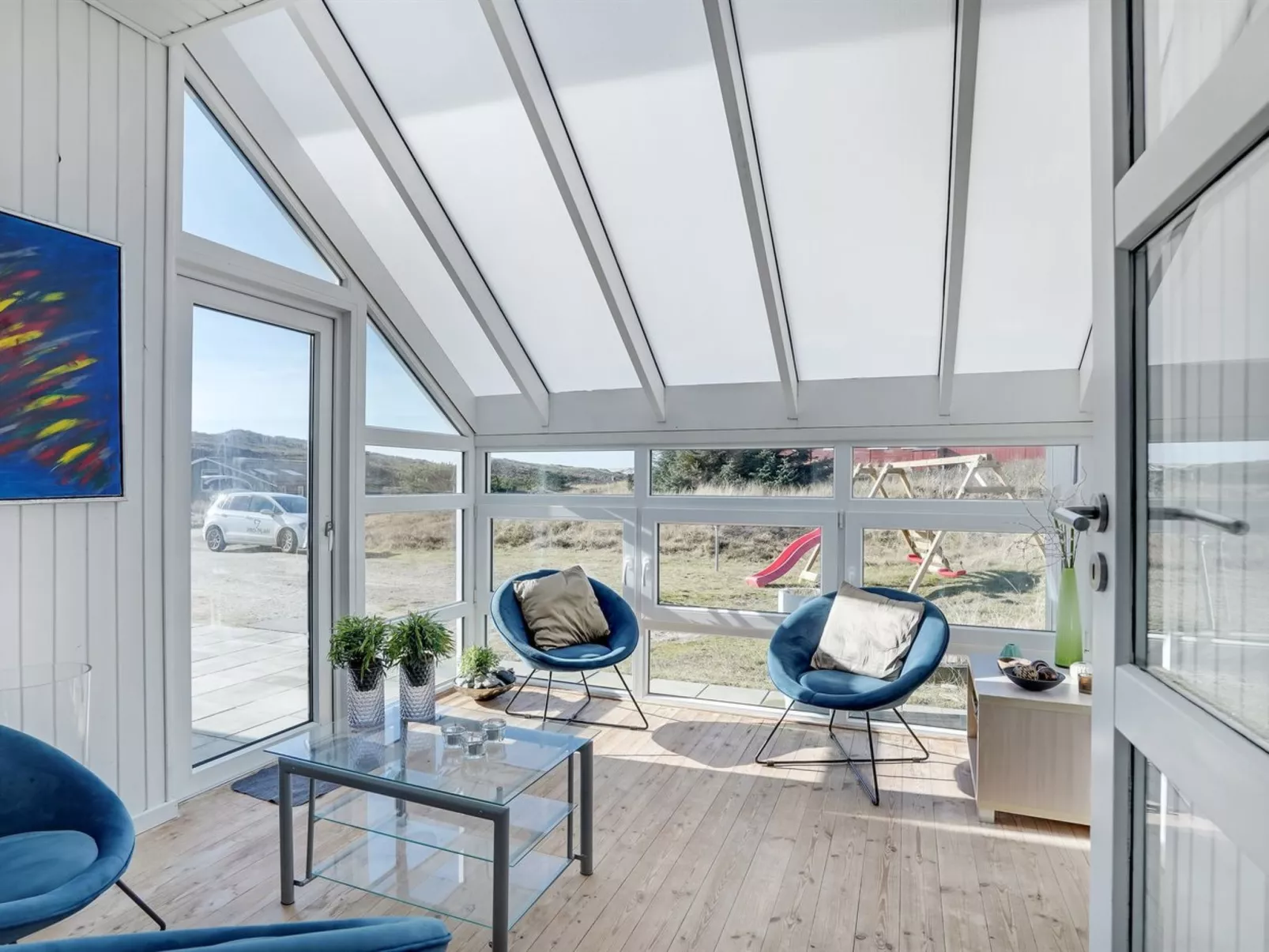 "Saku" - 495m to the fjord-Drinnen