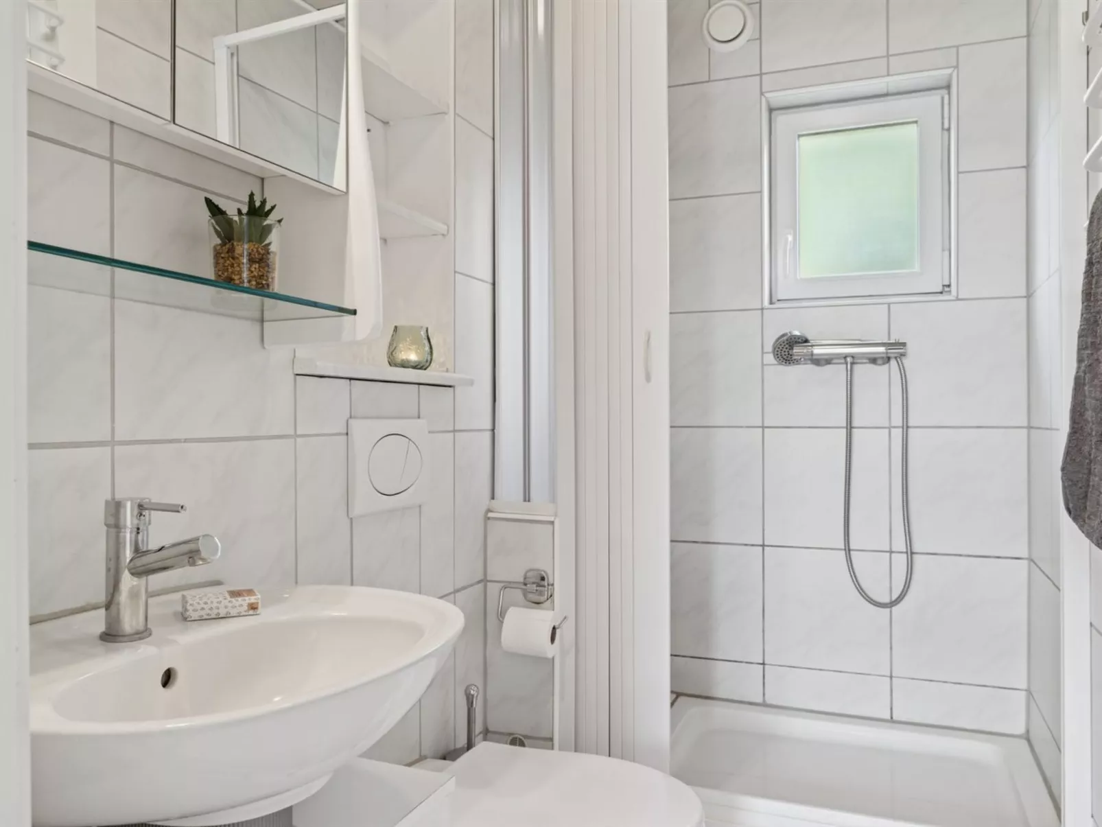 "Merit" - 800m from the sea-Drinnen