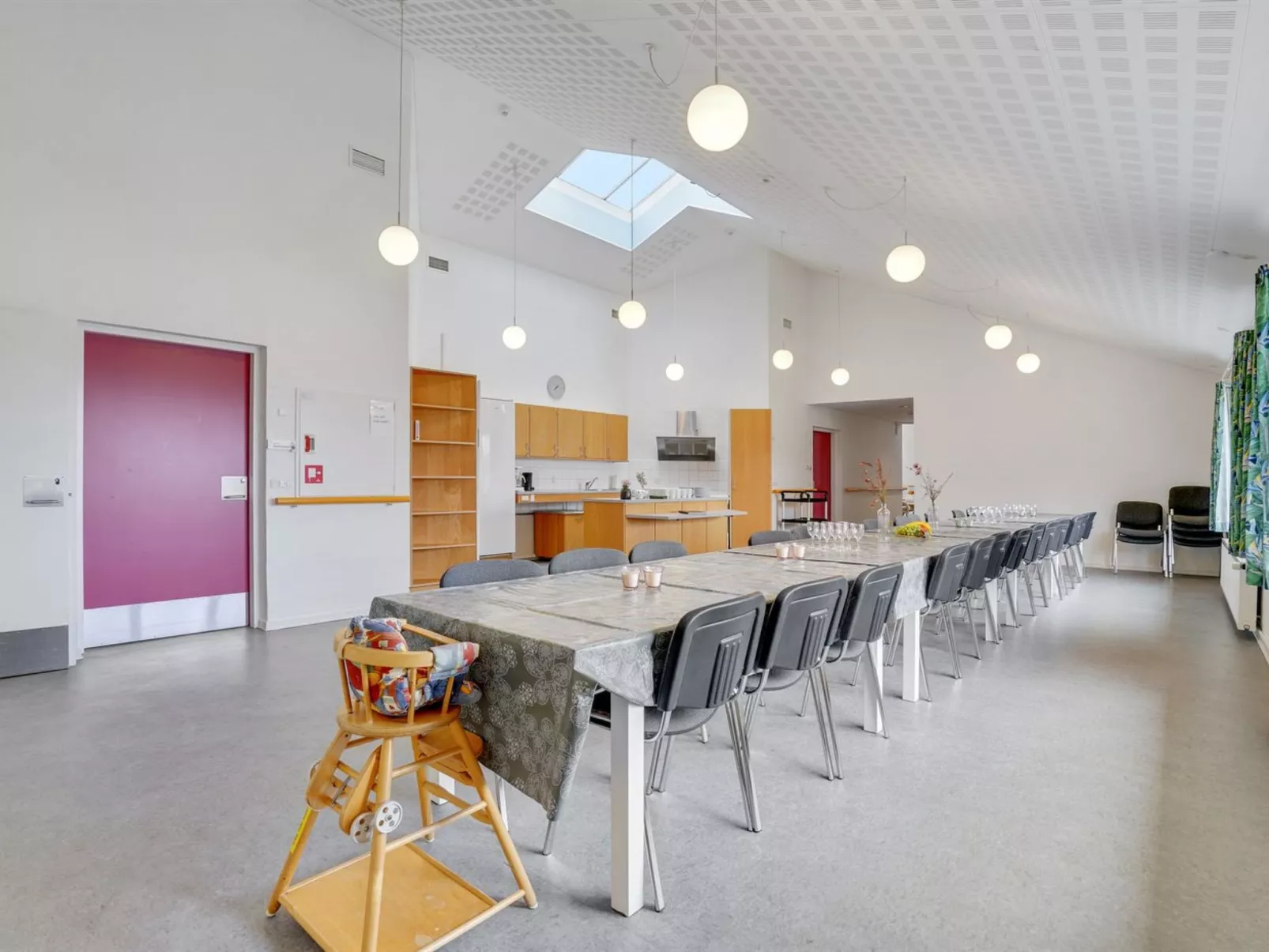 "Martinus" - 5.5km from the sea-Inside