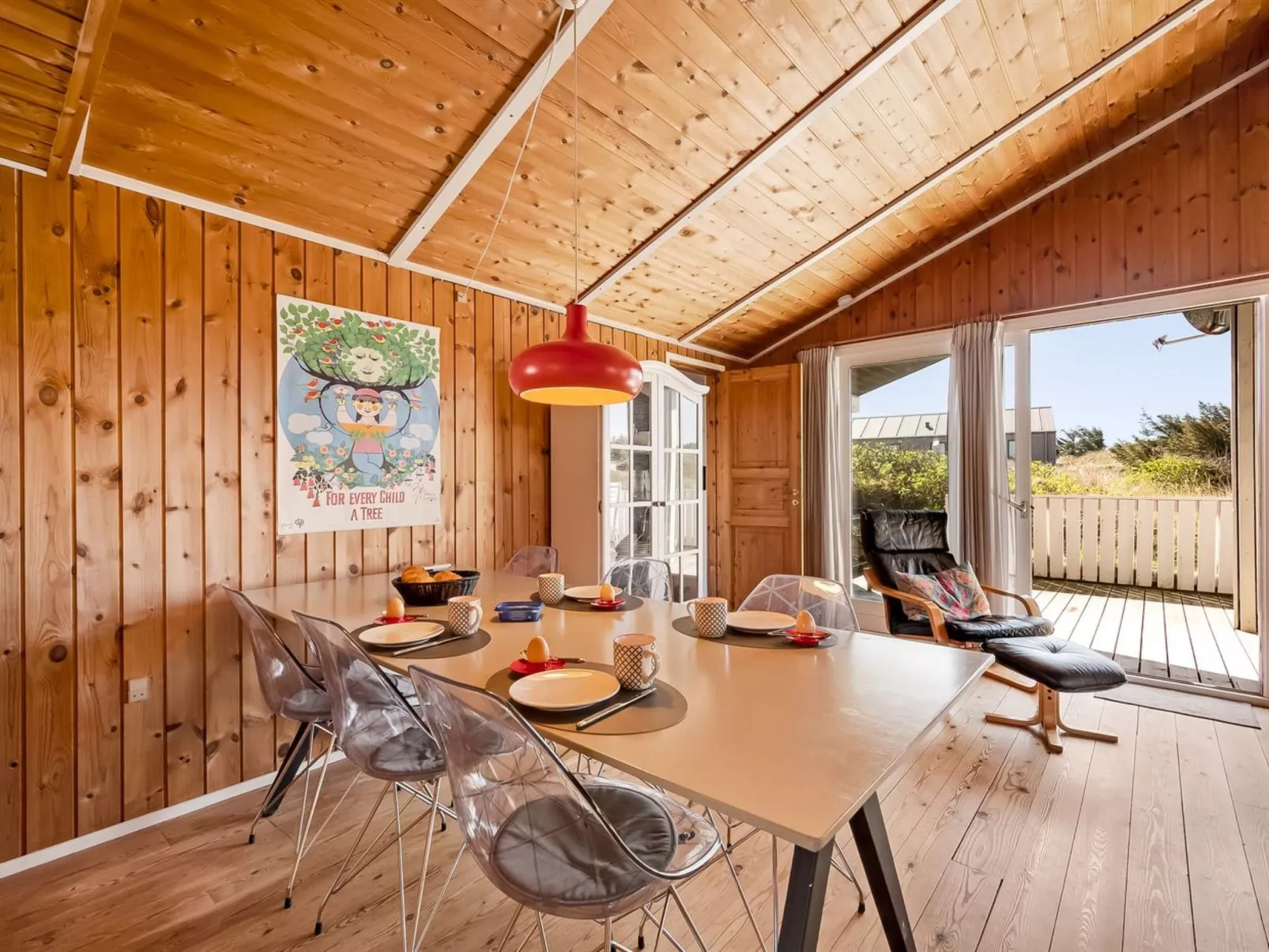 "Brigit" - 200m from the sea-Inside