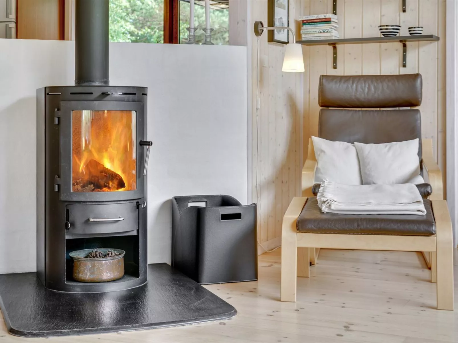 "Mine" - 300m from the sea-Dedans