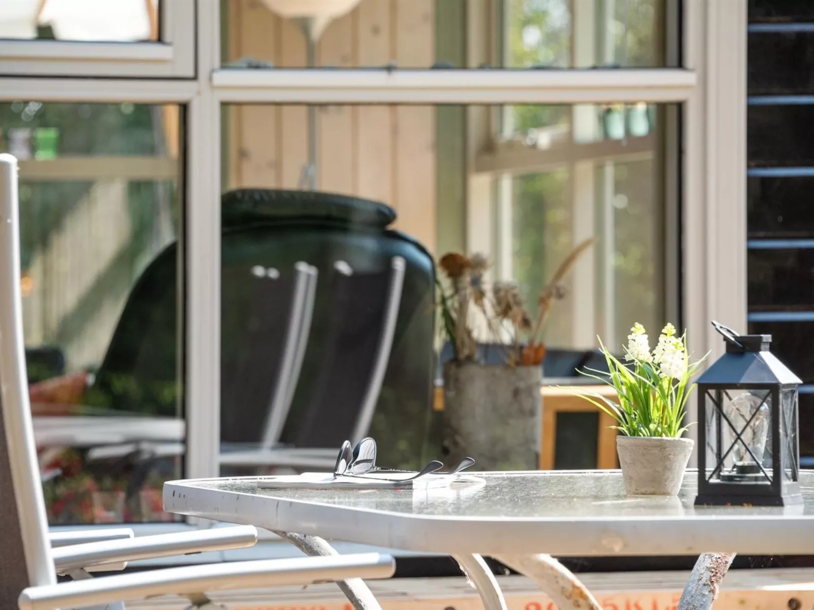 "Kai" - 500m to the fjord-Outside