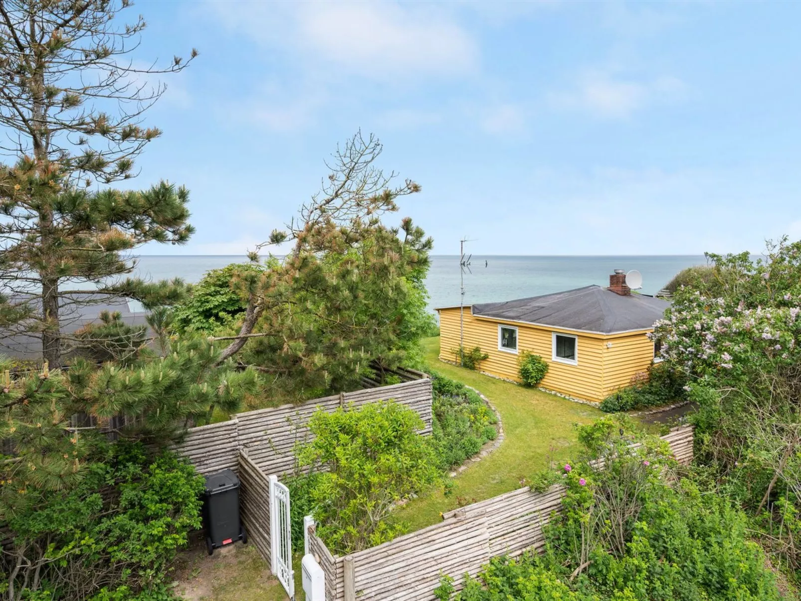 "Orwik" - 30m from the sea-Draußen