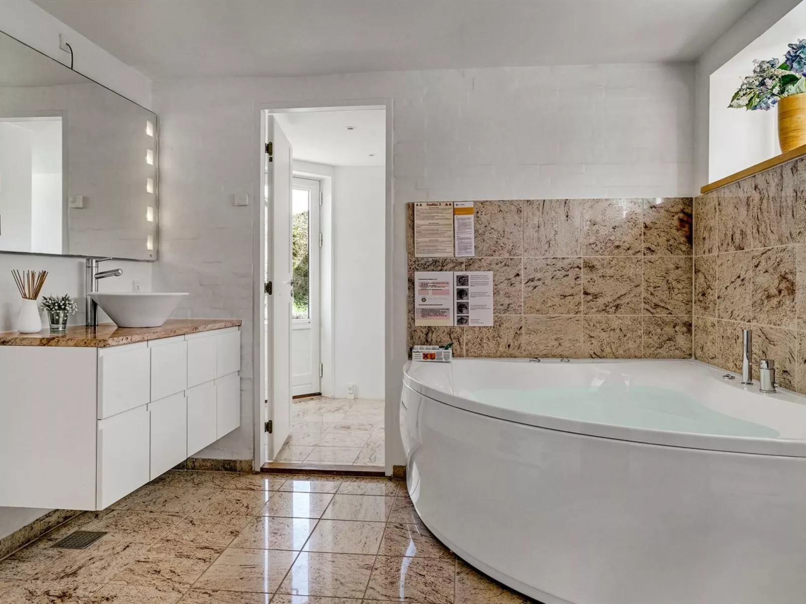 "Ejvind" - 100m from the sea-Inside