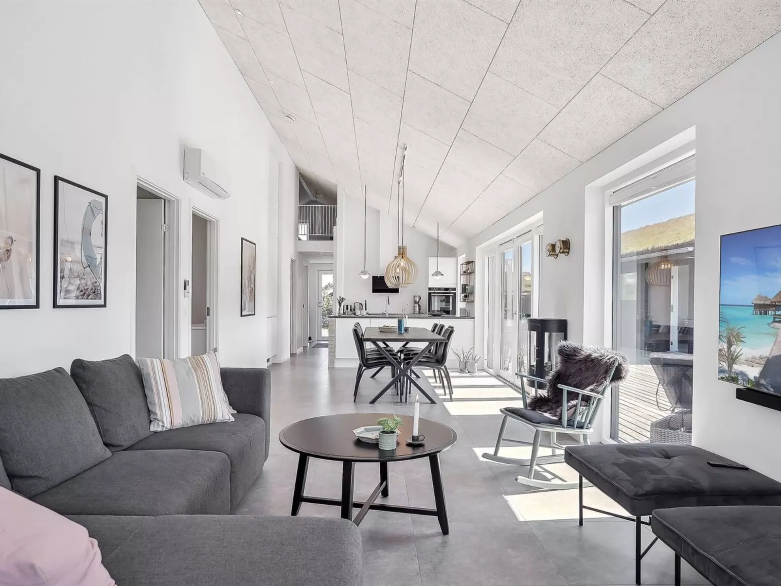 "Fredrika" - 1.5km from the sea-Inside