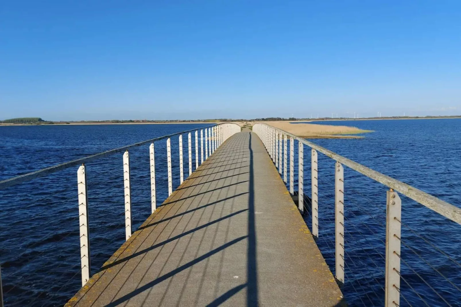Maison de vacances pour 4 a Ringkøbing-By Traum-Vue sur l'eau