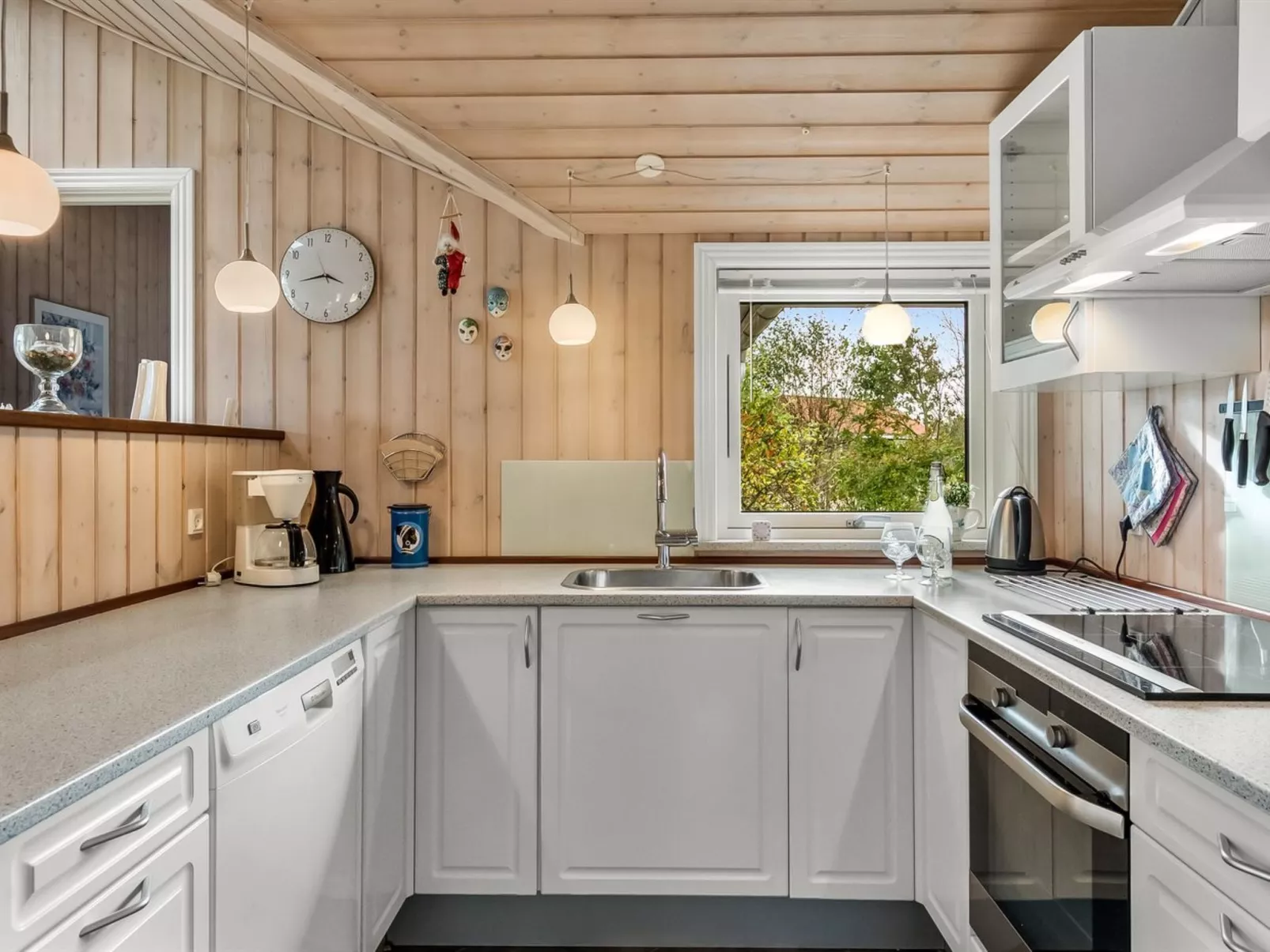 "Lillemor" - 800m to the fjord-Dedans