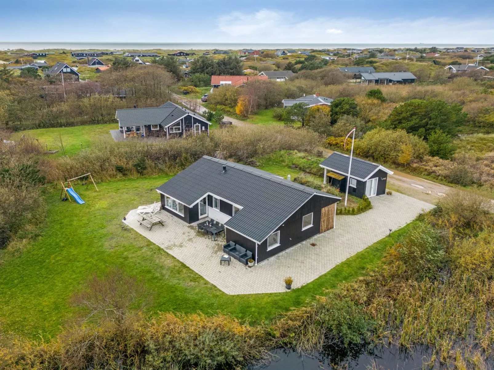 "Eloise" - 400m from the sea-Outside