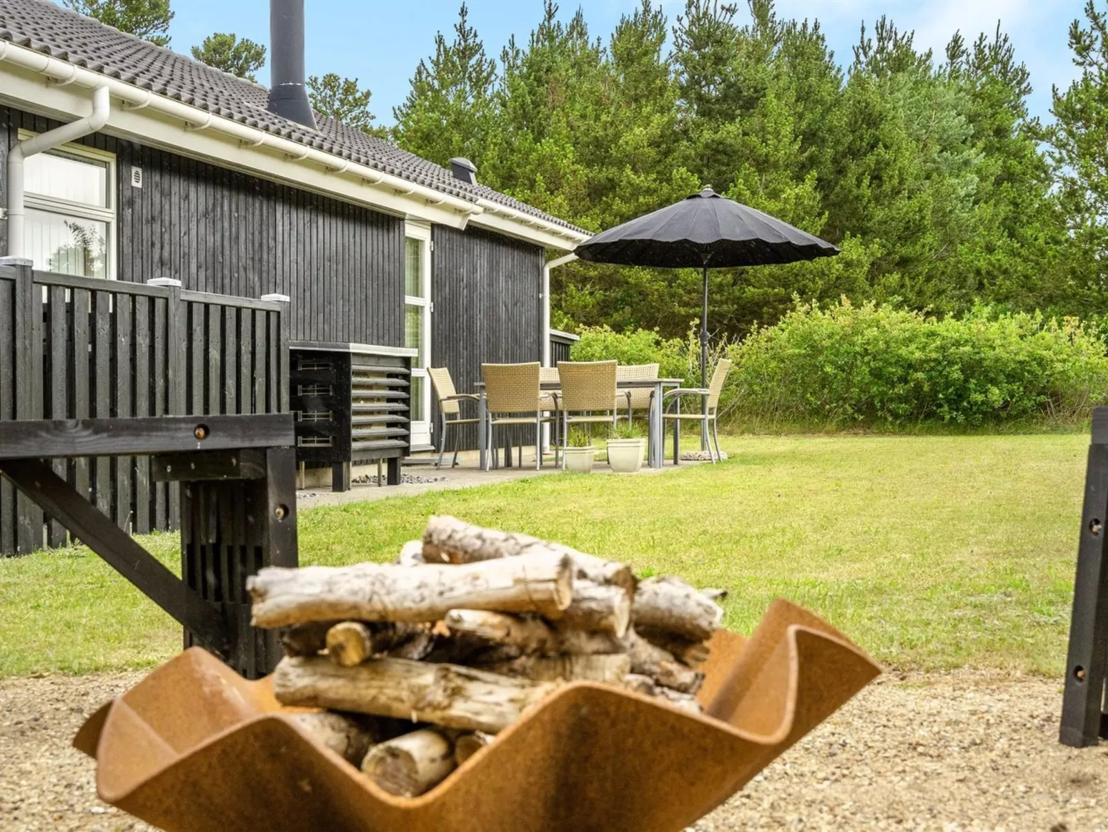 "Rekke" - 300m to the fjord-Dehors