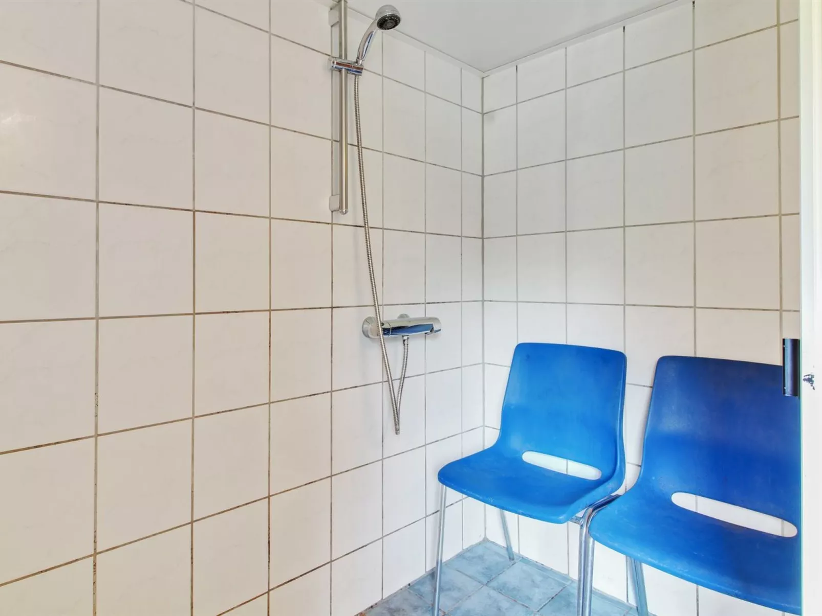 "Gunsten" - 2.3km from the sea-Inside