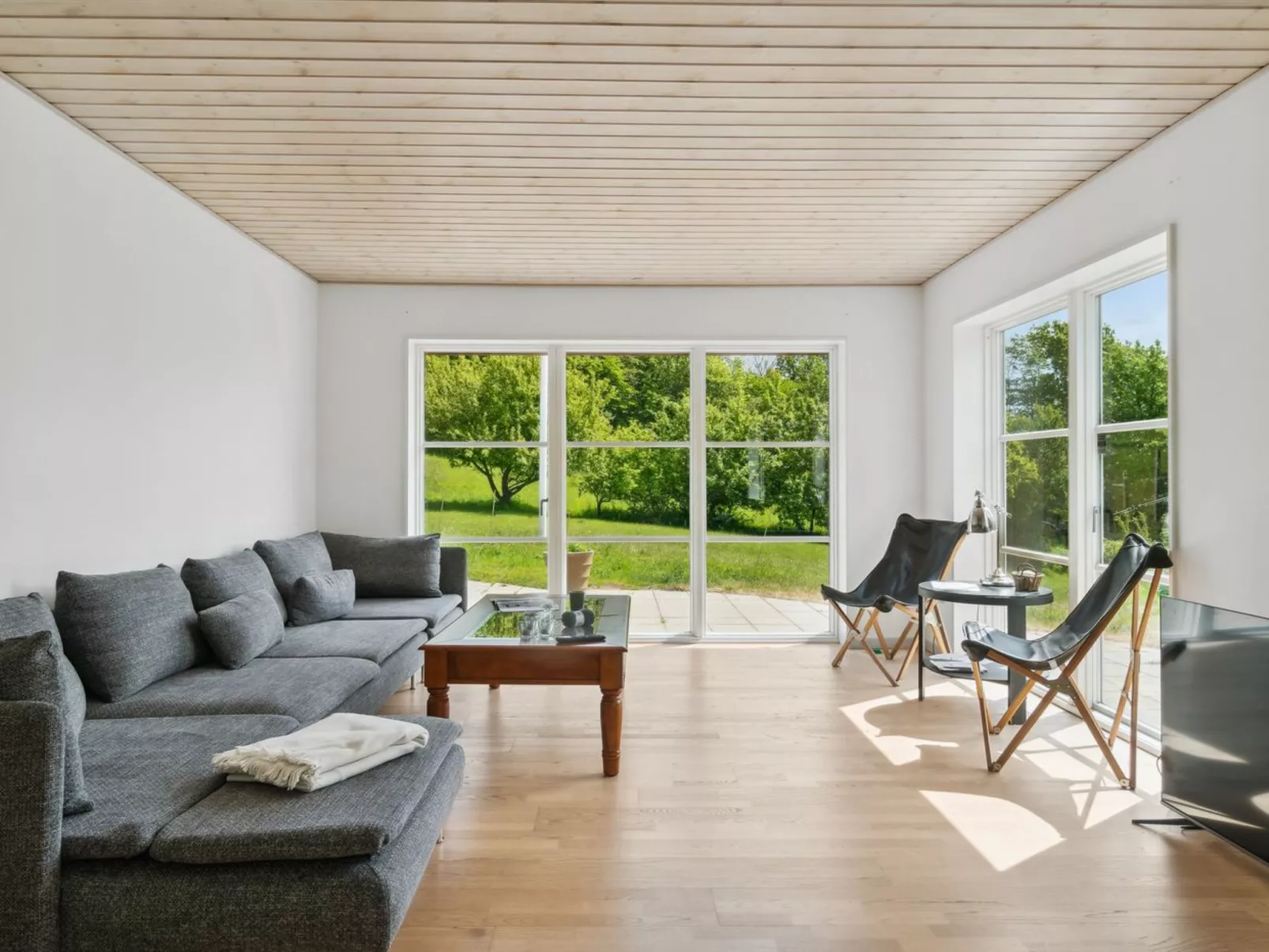 "Guthbrand" - 800m from the sea-Dedans