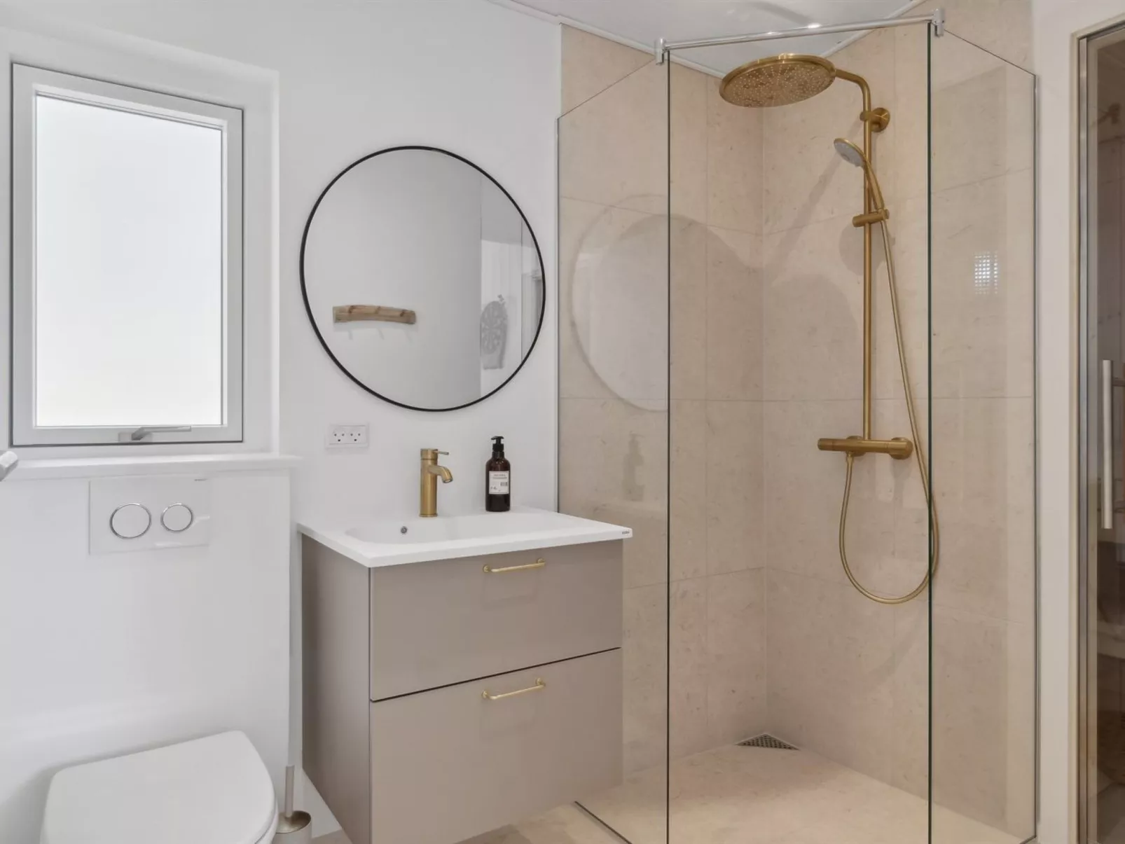 "Tinja" - 900m from the sea-Inside