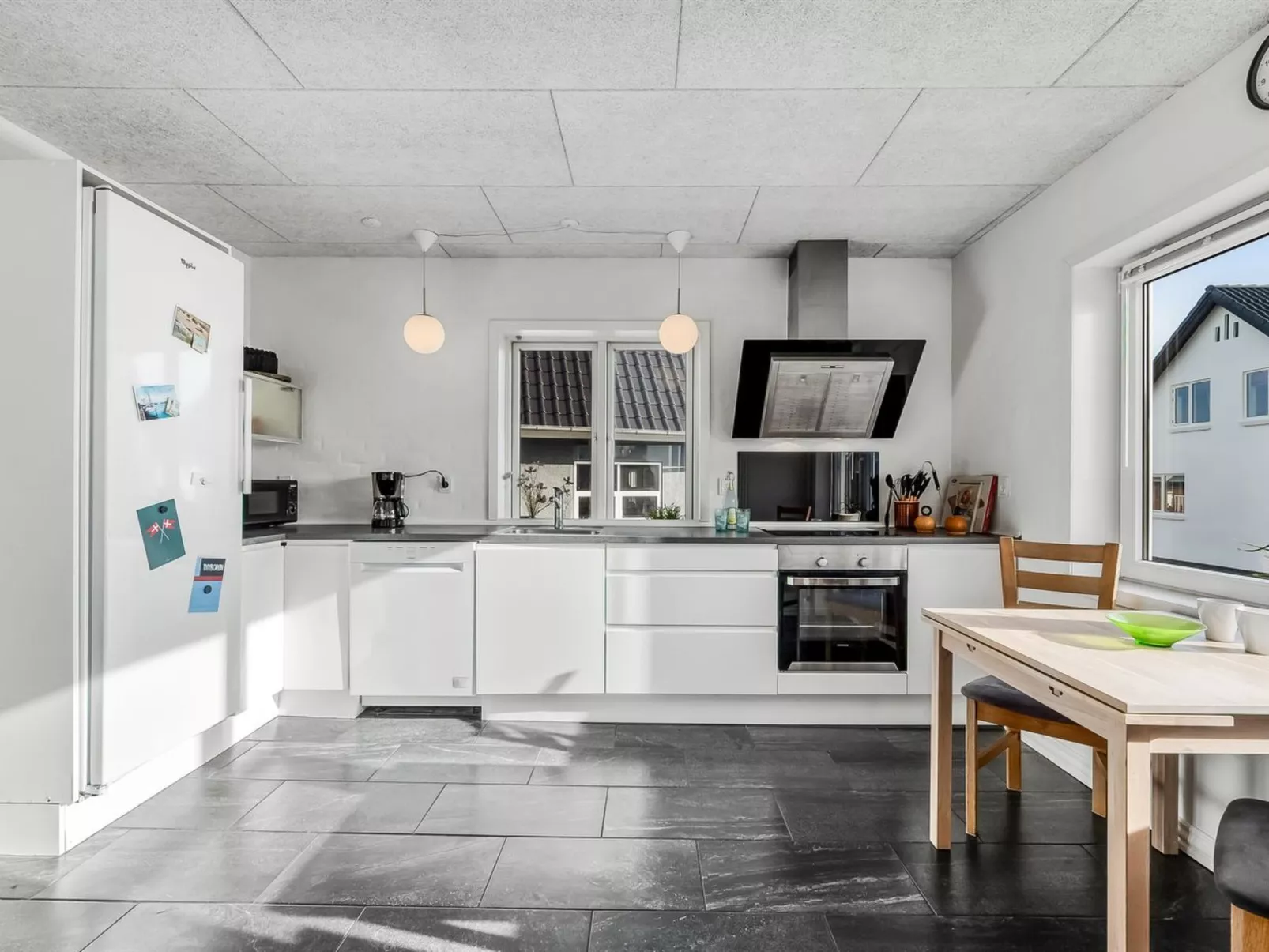 "Ullakarin" - 200m from the sea-Inside