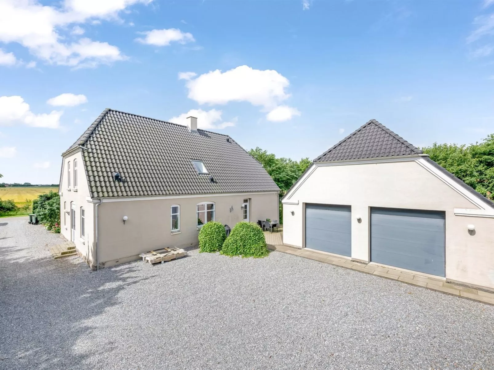 "Amma" - 21km from the sea-Draußen