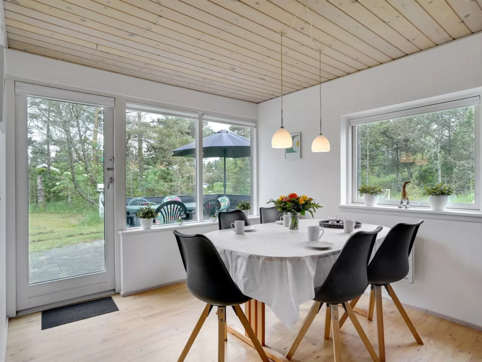 "Hildulf" - 2km from the sea-Inside