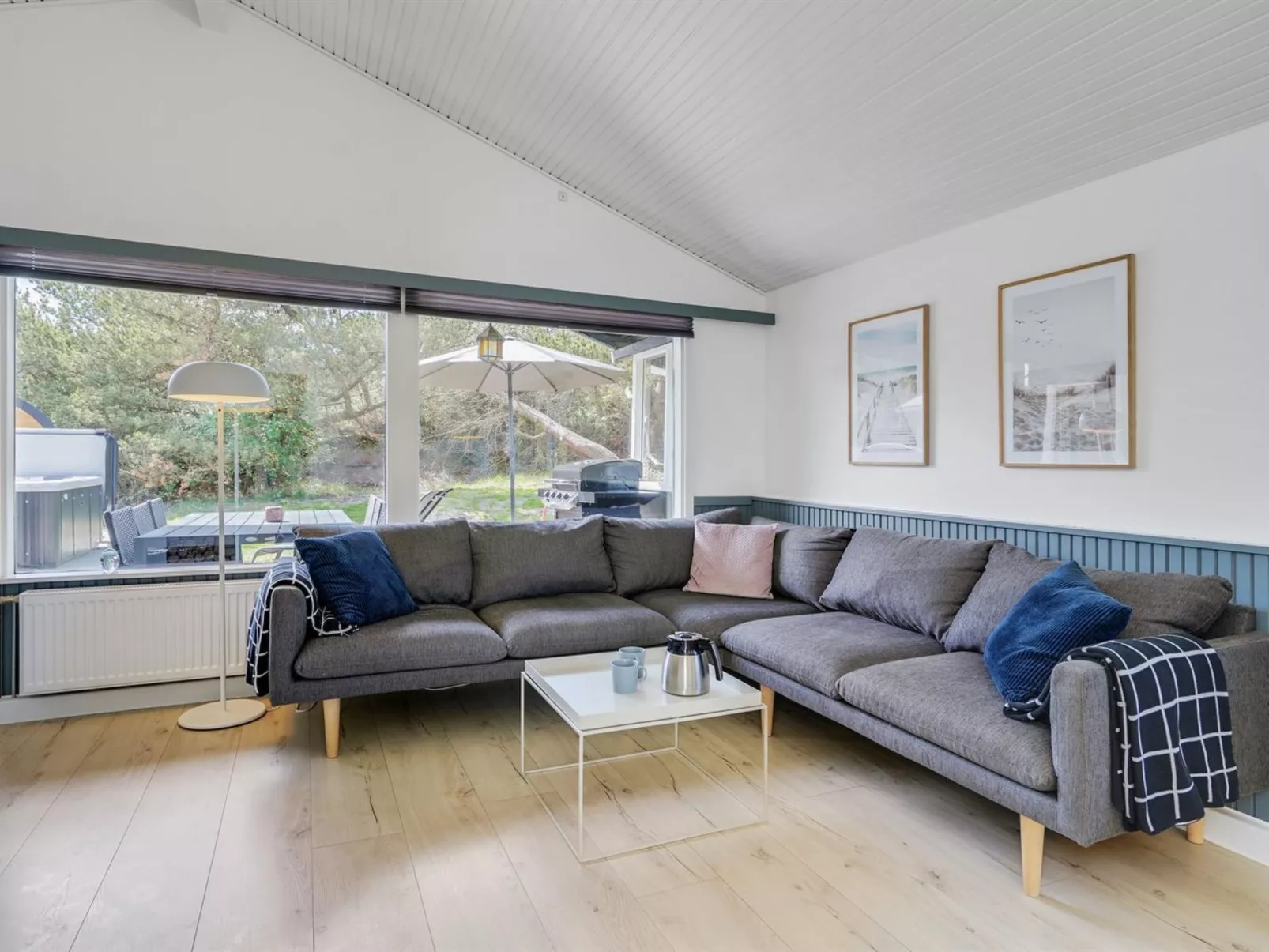 "Ingobald" - 1.5km from the sea-Inside