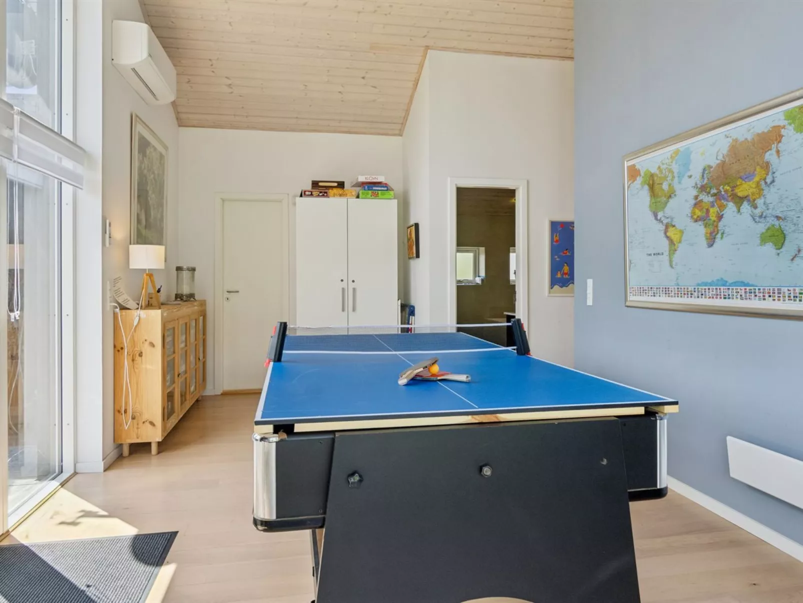 "Tuulikki" - 100m from the sea-Inside