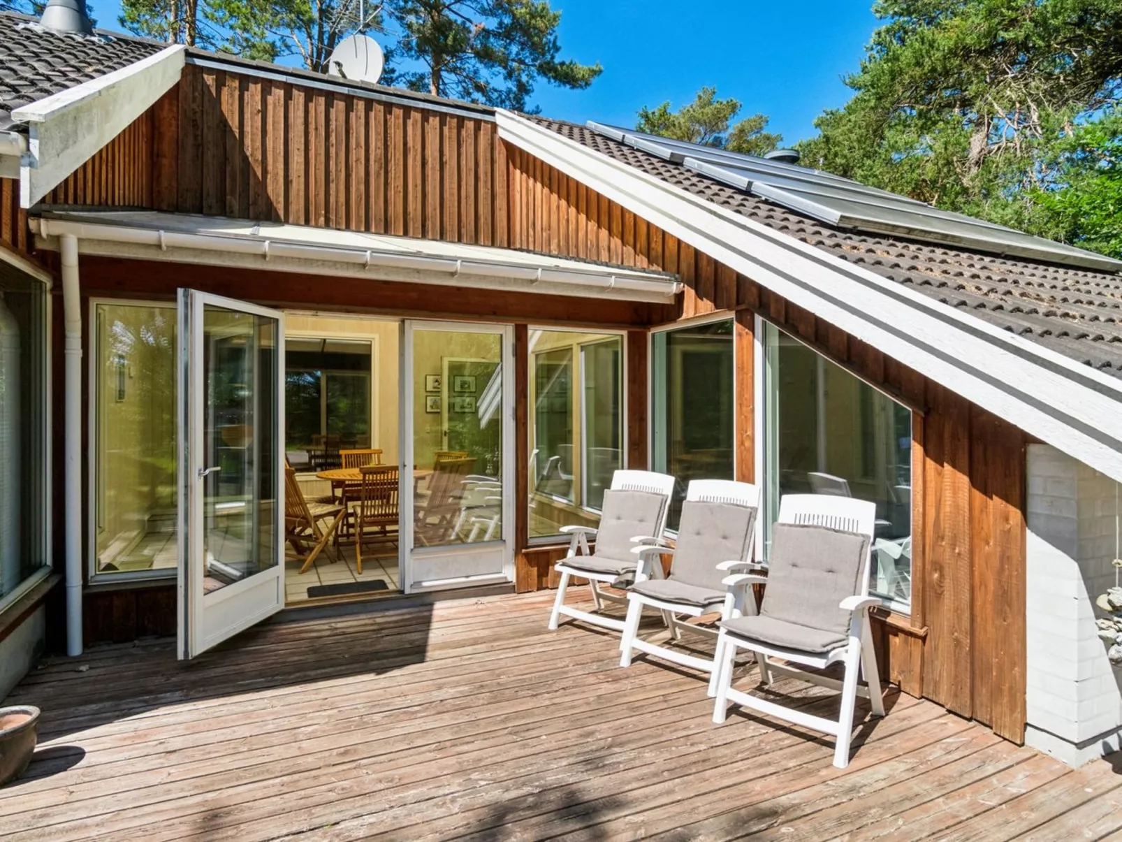 "Auvo" - 200m from the sea-Draußen