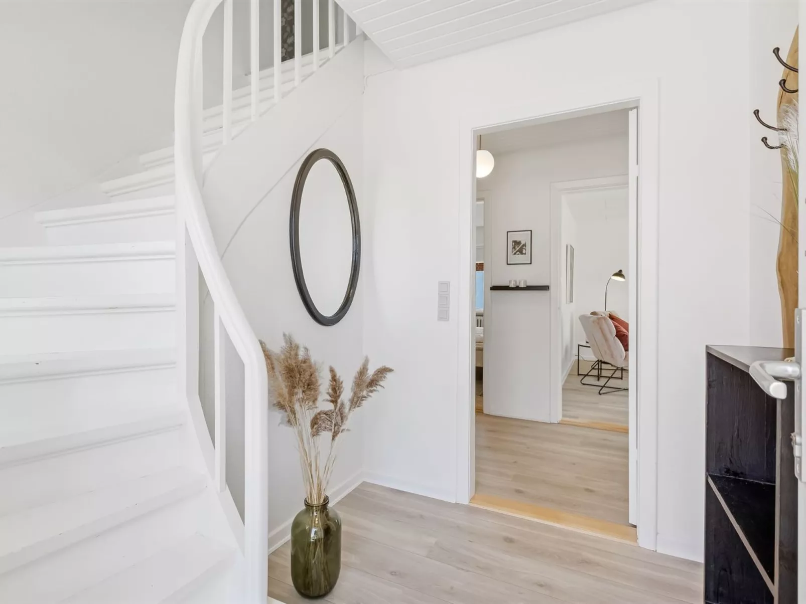 "Ancel" - 1.5km to the fjord-Inside