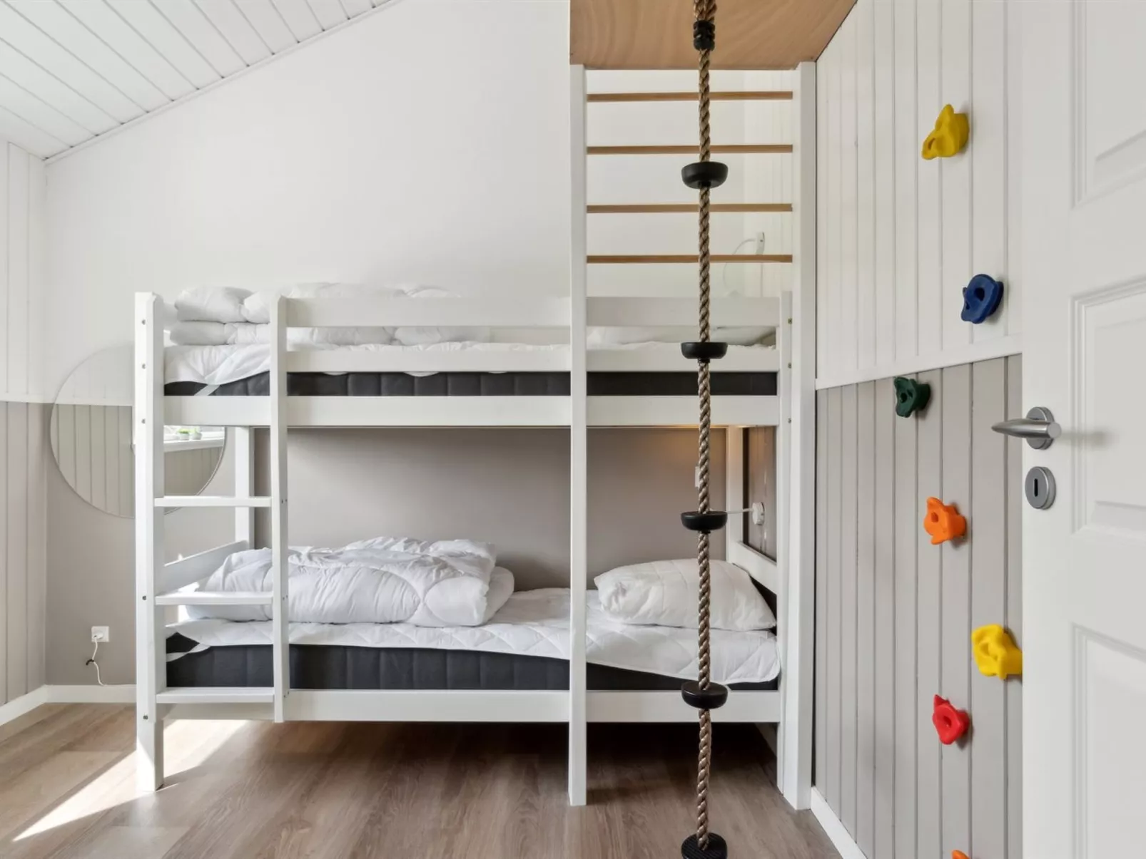 "Henke" - 475m from the sea-Drinnen