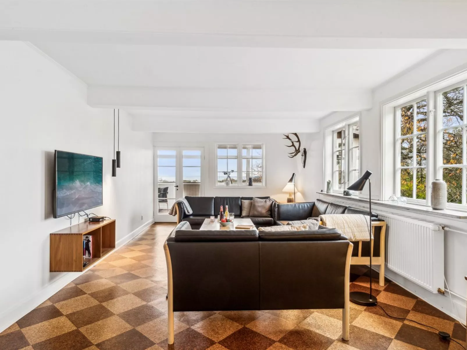 "Garbine" - 1.5km from the sea-Inside