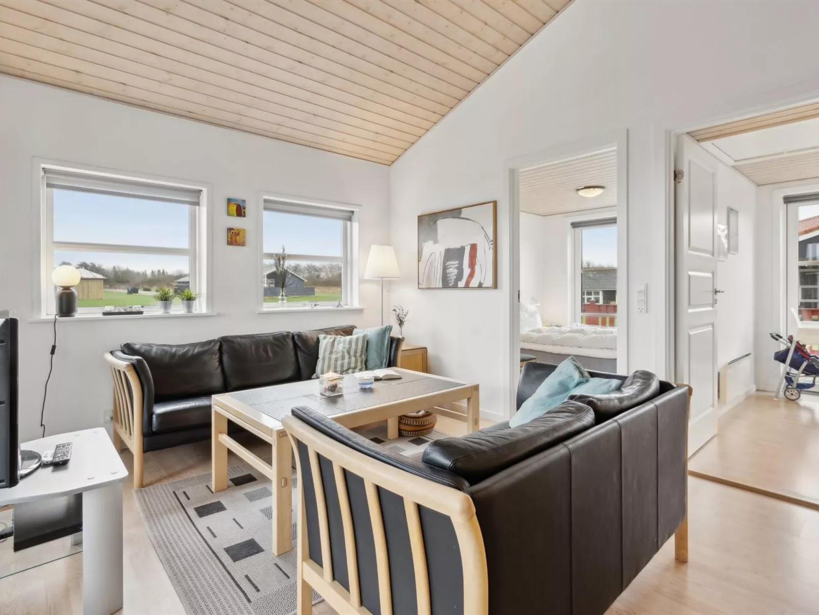 "Aira" - 200m from the sea-Inside