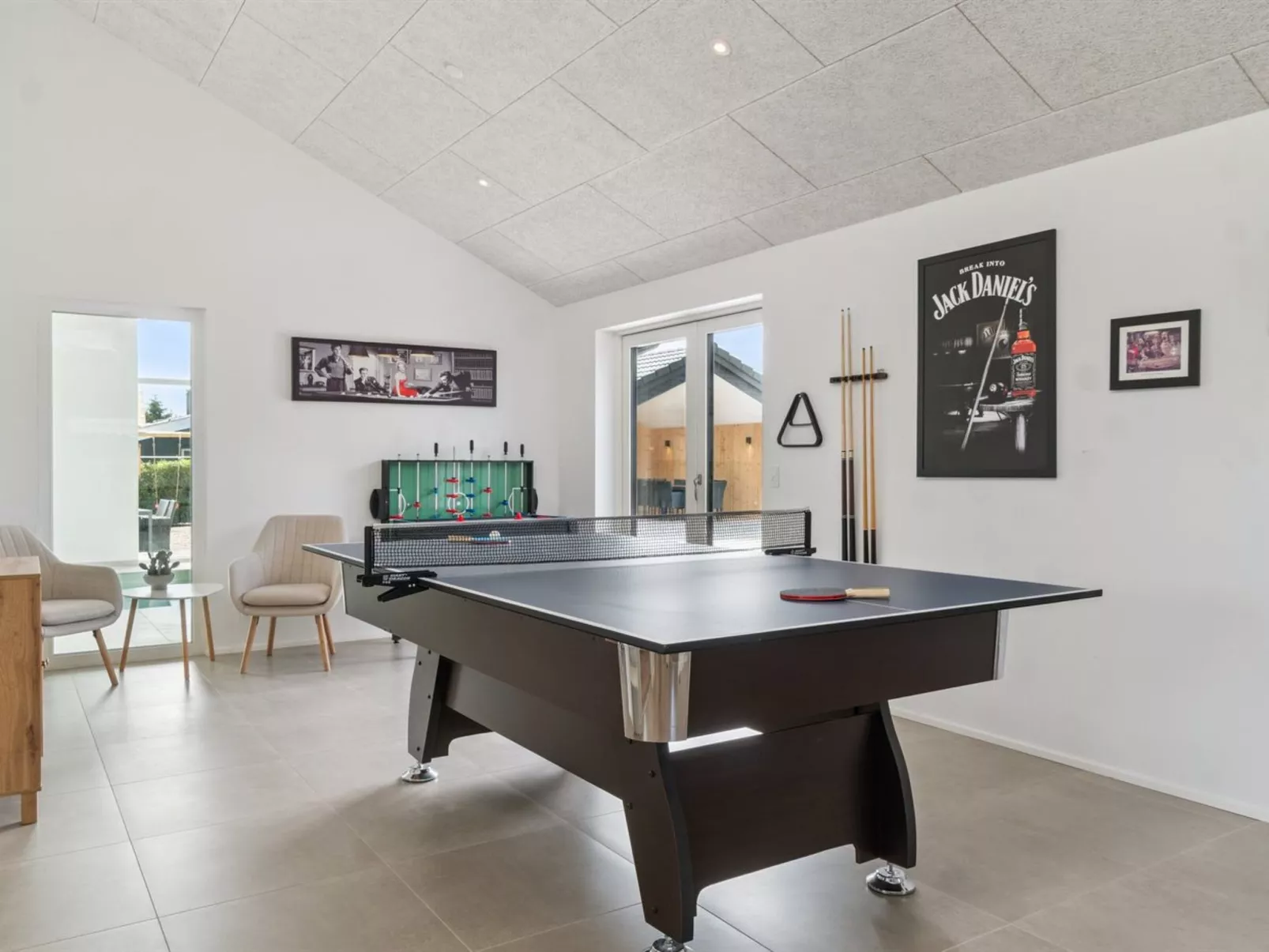 "Christian" - 600m from the sea-Inside