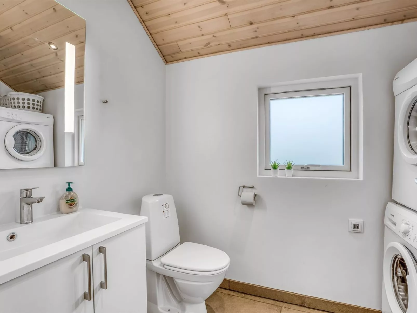 "Imke" - 1km from the sea-Inside