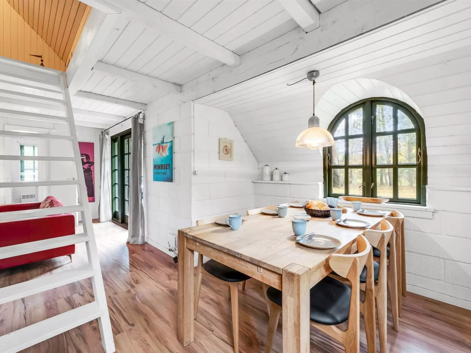 "Matilda" - 1.6km from the sea-Inside