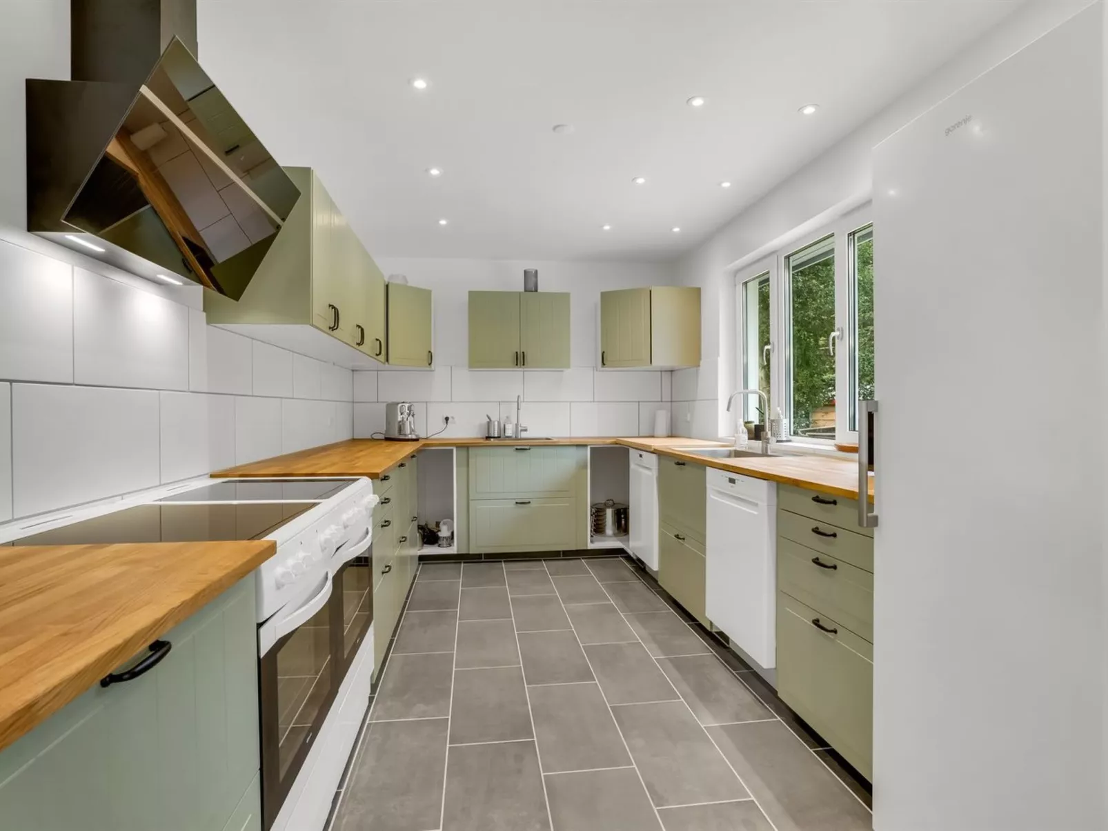 "Rajna" - 250m from the sea-Inside