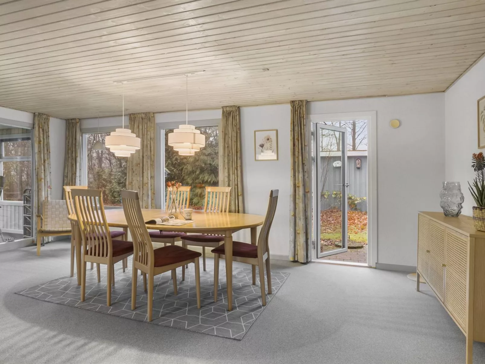 "Diuri" - 30km from the sea-Dedans